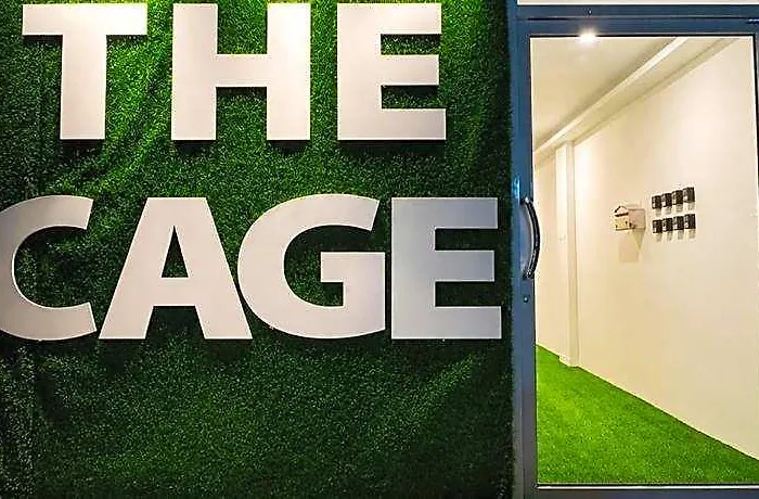 Hotel The Cage 3*